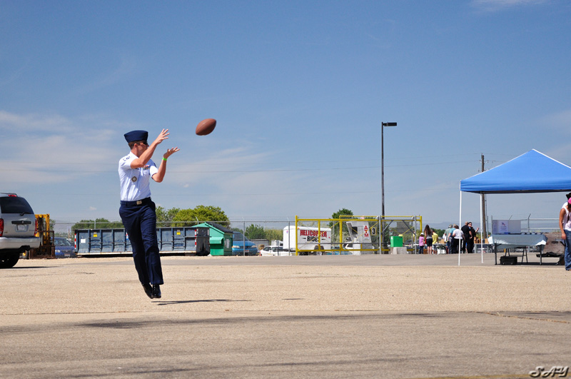 Name:  Flying 1.jpg
Views: 425
Size:  160.7 KB