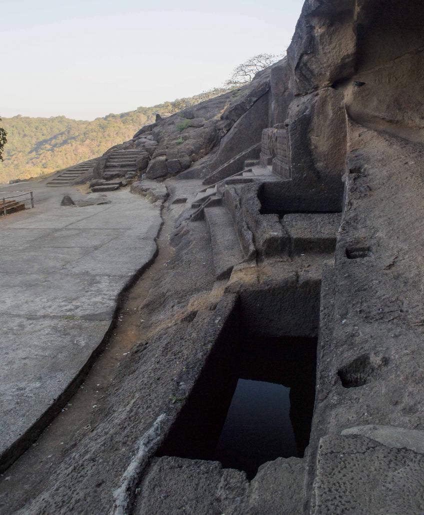 Name:  cave face.jpg
Views: 461
Size:  128.1 KB