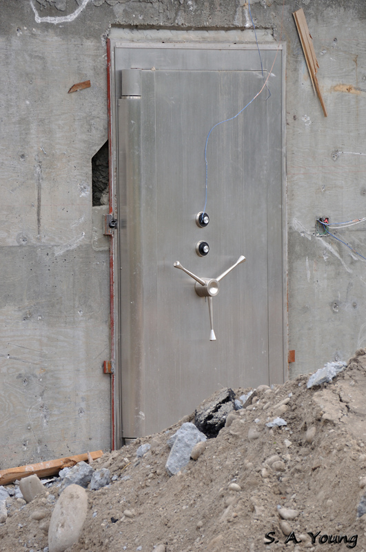 Name:  Vault Door 4.jpg
Views: 529
Size:  269.4 KB