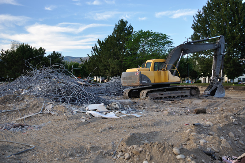 Name:  Backhoe 42.jpg
Views: 443
Size:  270.3 KB