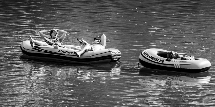 Name:  Drifting down the river-0537.jpg
Views: 950
Size:  304.8 KB