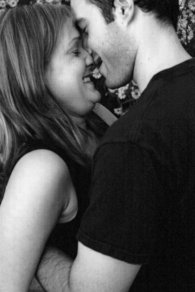 Name:  IMG_7511bw landon and abigaile.jpg
Views: 569
Size:  98.4 KB