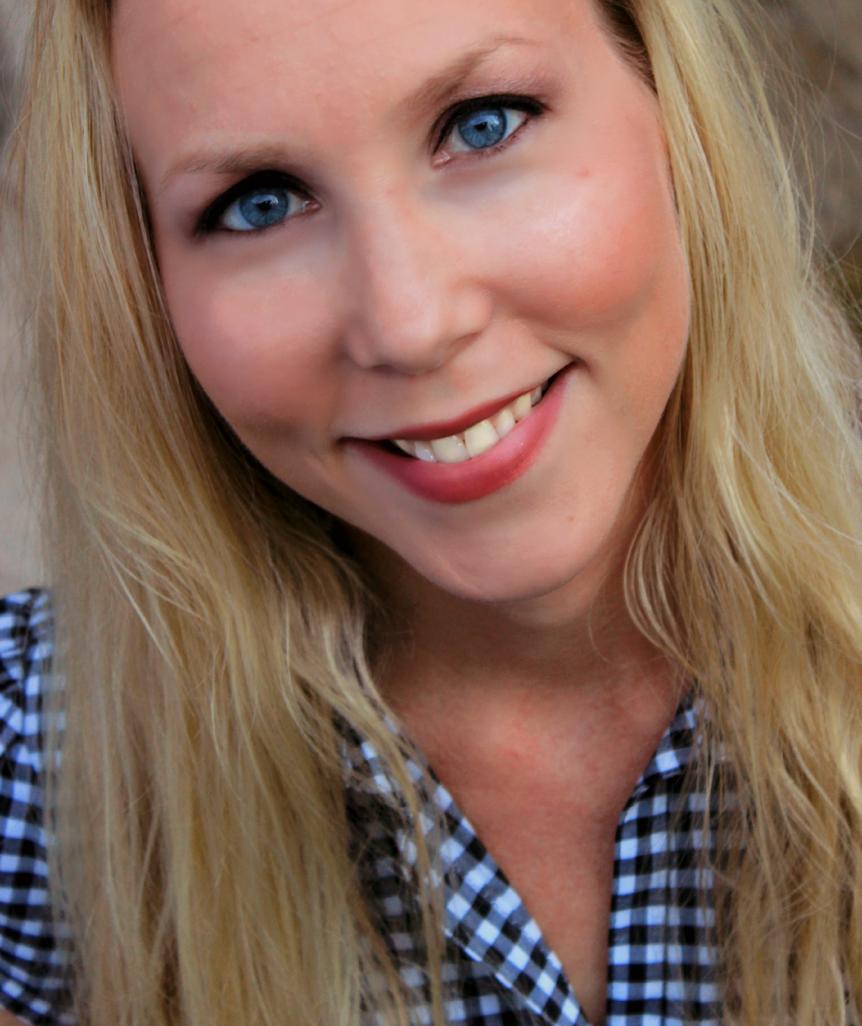 Name:  Kayla's garden portrait for homework 1.jpg
Views: 599
Size:  87.5 KB