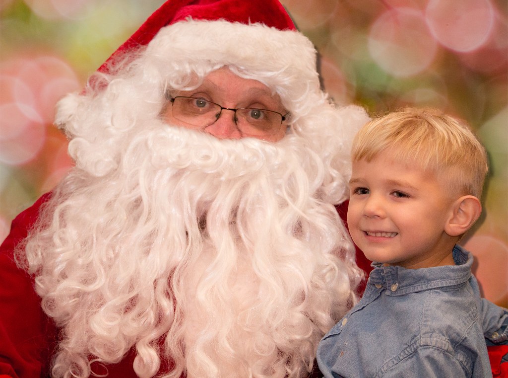 Name:  santa shot.jpg
Views: 597
Size:  165.9 KB