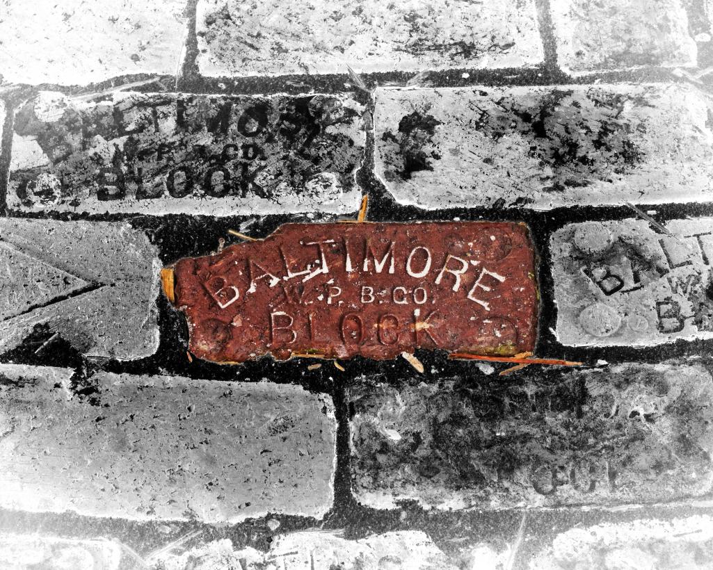 Name:  Bricks BW Spot Colour Break The Rules.jpg
Views: 1966
Size:  244.0 KB