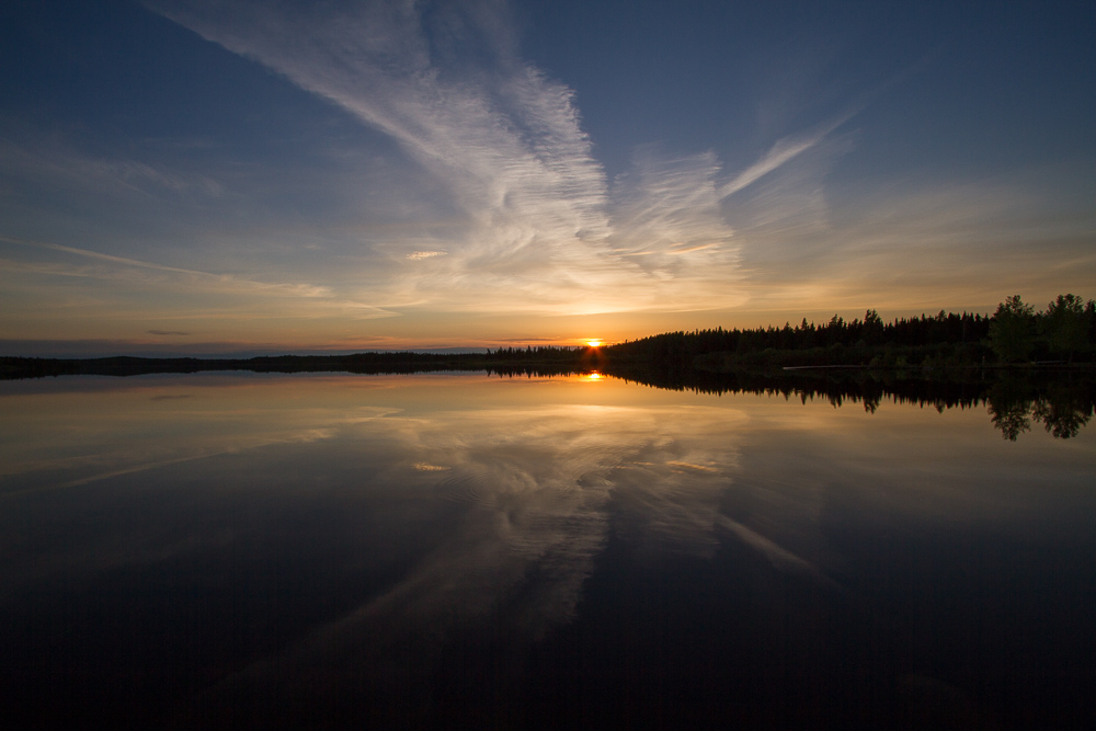 Name:  sunset and reflection 3.jpg
Views: 184
Size:  231.2 KB