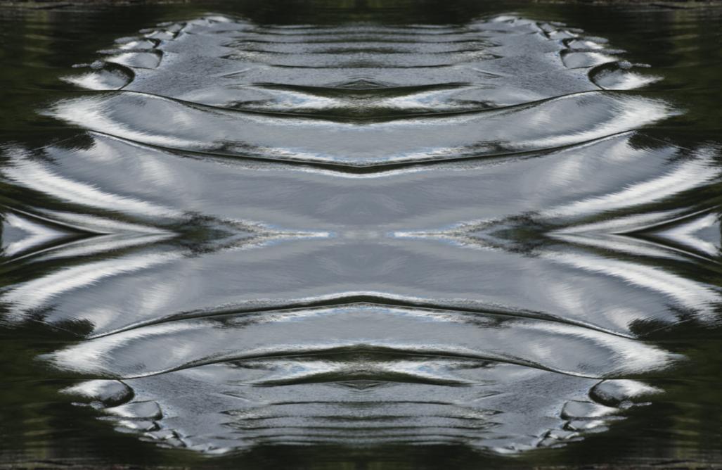 Name:  Waves, Aug 2014 (2).jpg
Views: 362
Size:  90.7 KB